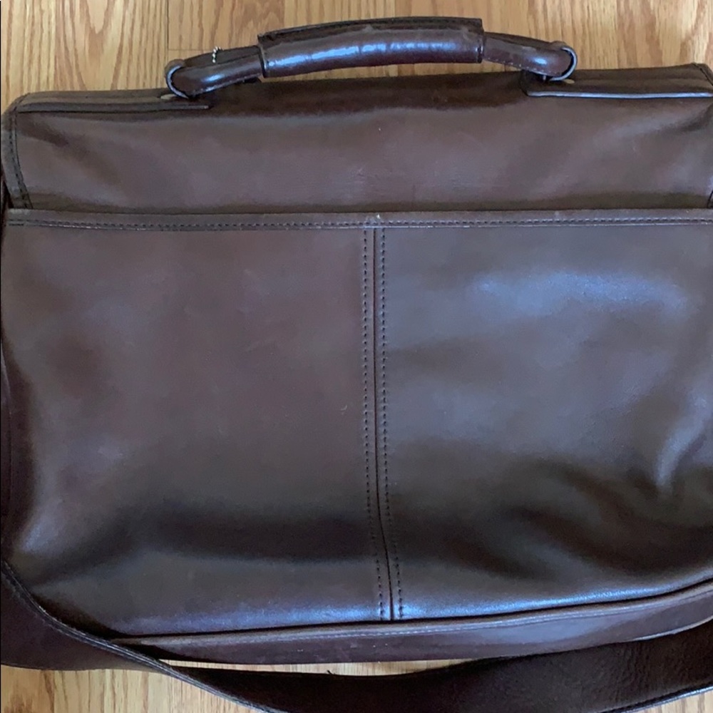 Coach 💼 - Picture 3 of 5